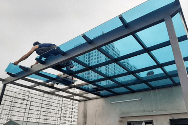 BÁO GIÁ LÀM MÁI POLY LẤY SÁNG TẠI QUẬN TÂN BÌNH