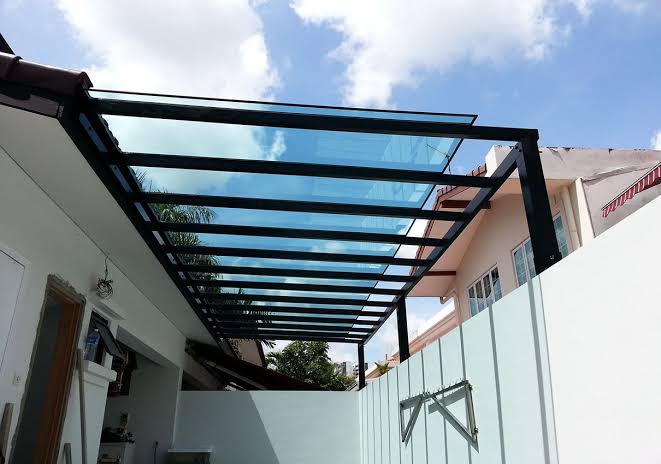 báo giá thi công mái poly lấy sáng tại quận 6 lh 0967182229