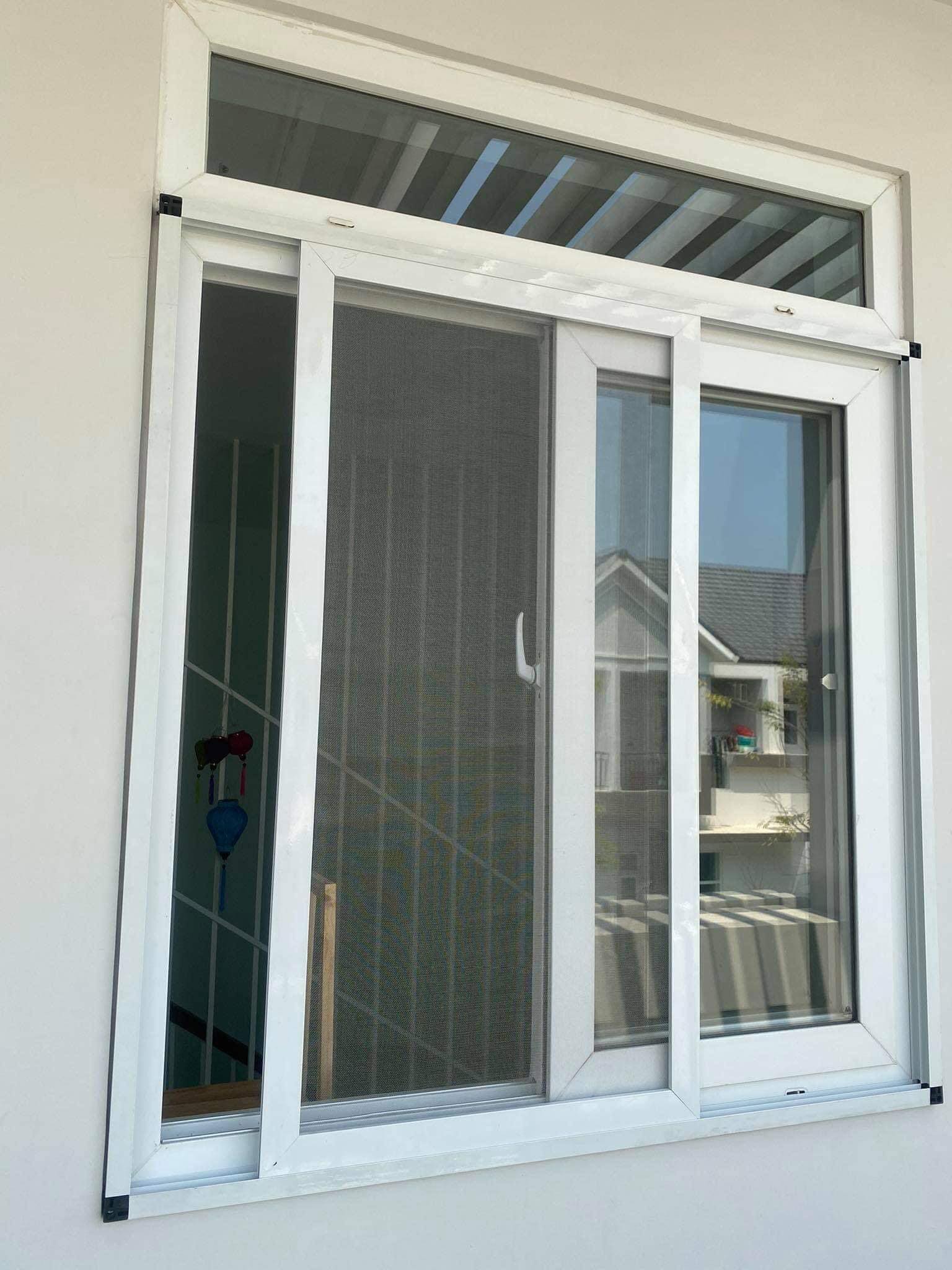 thợ làm cửa chống muỗi tại bình dương