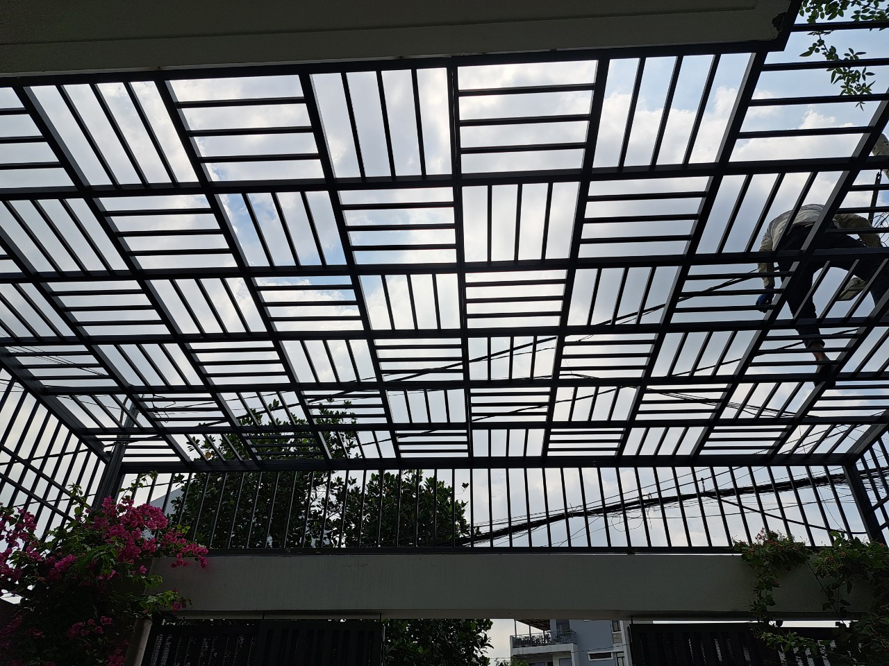 Thợ làm khung bảo vệ sắt tại Quận 10 lh 0967.182.229 mr: chiến