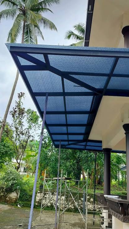 báo giá thi công mái poly lấy sáng tại quận 4 lh 0967182229
