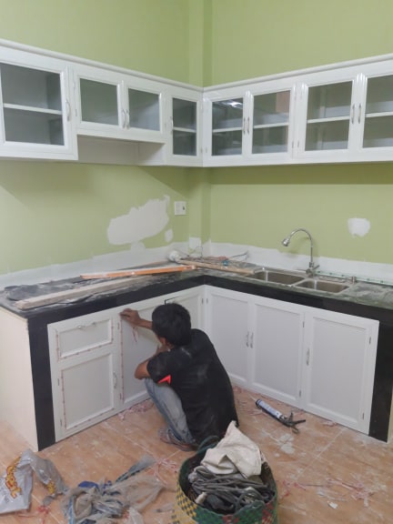 làm tủ nhôm kính tại củ chi