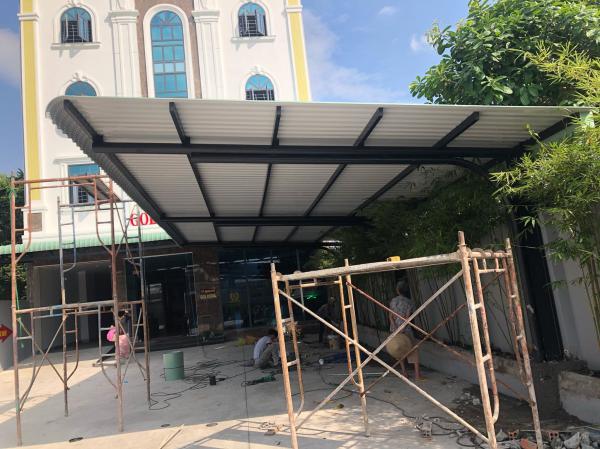 thợ làm mái tôn giá rẻ tại củ chi lh 0967182229