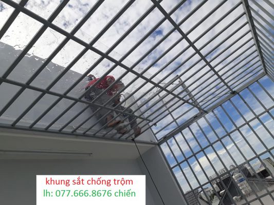 Thợ làm khung bảo vệ sắt tại Quận 5 lh 0967.182.229 mr: chiến