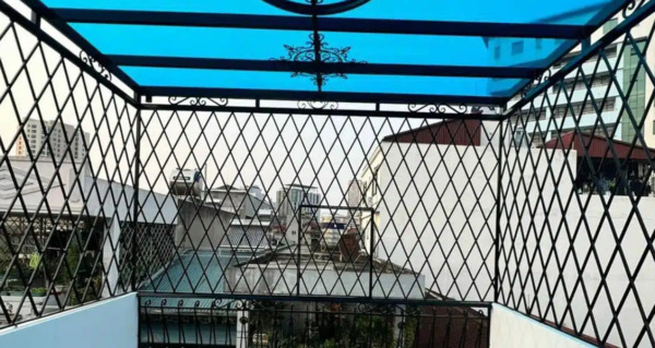 Thợ làm khung bảo vệ sắt tại Quận thủ đức