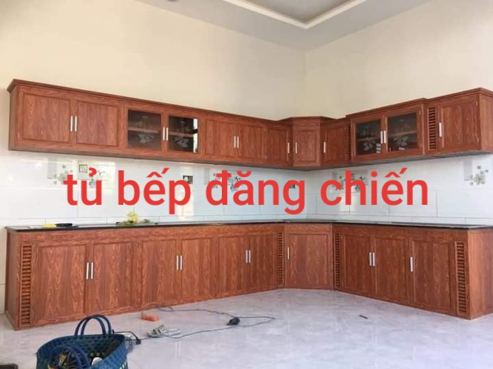 làm tủ nhôm kính tại quận 10